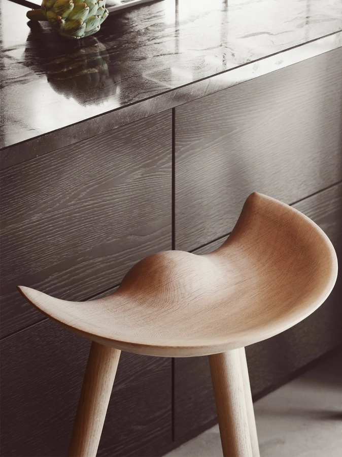 byLassen_ML42_Counter_Stool_Close_Up_e6c7dd63-29db-4136-8d2f-df7def31e0c5.webp