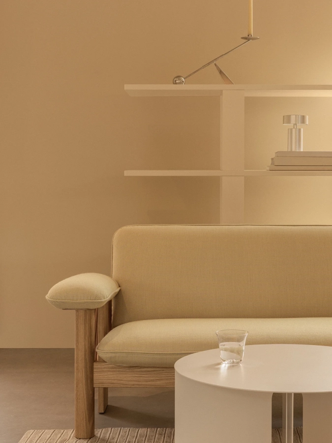 Audo_Brasilia_Sofa_Androgyne_Side_Table_O63_Interconnect_Candle_Holder_1.webp