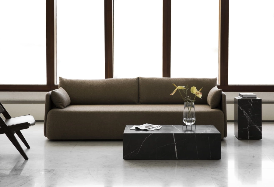 MENU_Offset-Sofa_Knitting-Chair_Plinth_TR_Échasse-3.jpg