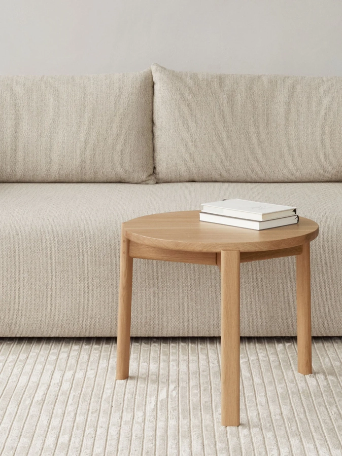 MENU_Offset_Sofa_Passage_Lounge_Table_Houkime_Rug_5.webp