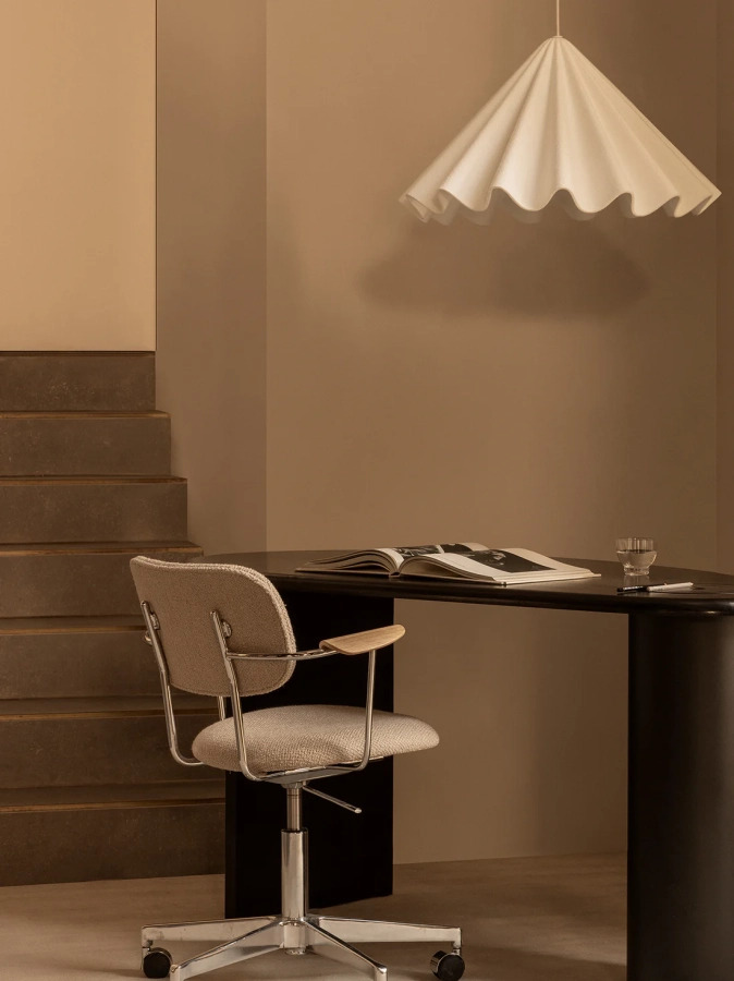 Audo_Dancing_Pendant_Medium_Co_Task_Chair_Eclipse_Desk_3.webp
