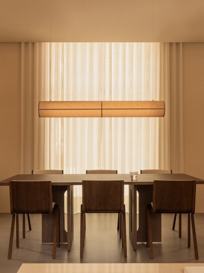Audo_Androgyne_Dining_Table_Ready_Dining_Chair_Hashira_Linear_Pendant_Lamp_Plinth_Tall_22.webp