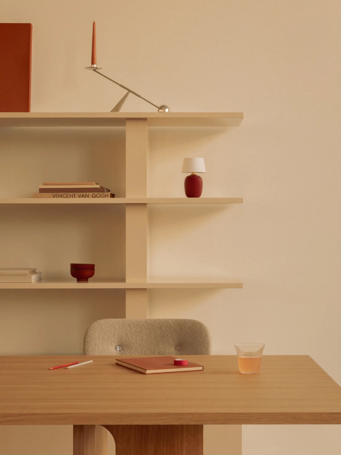 Audo_Androgyne_Dining_Table_Co_Task_Chair_Interconnect_Candle_Holder_Small_Torso_Table_Lamp_Portable_01.webp