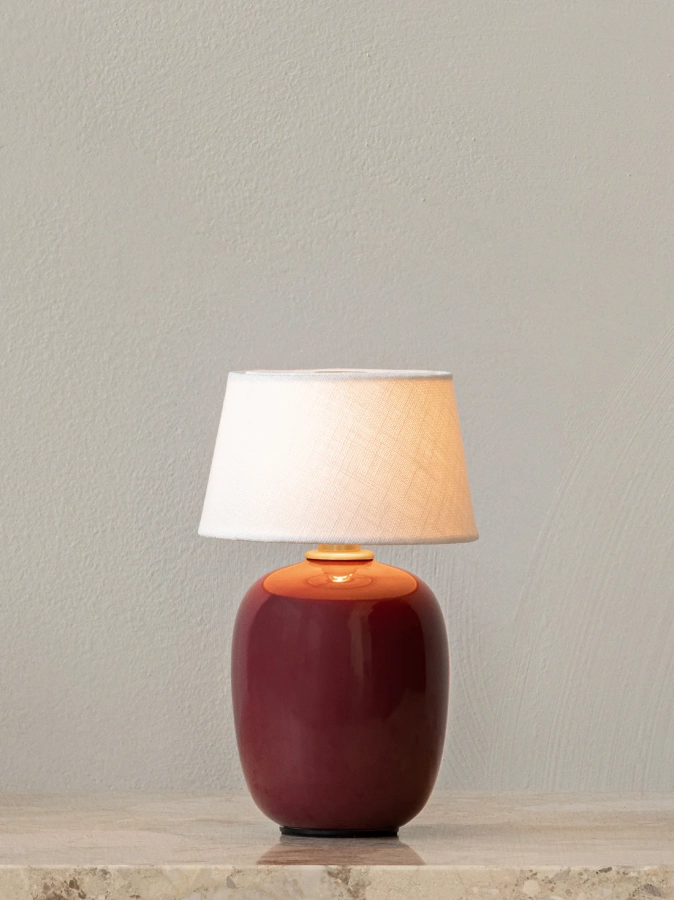 MENU_Torso_Table_Lamp_Portable_12.webp