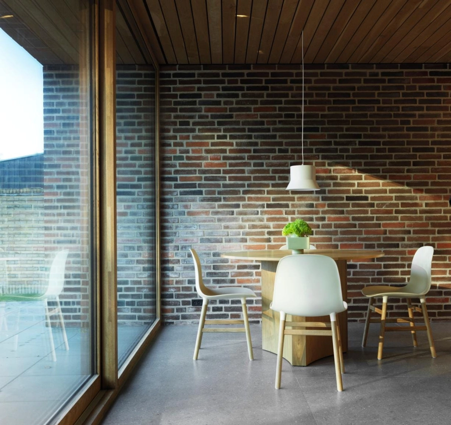 2024_Form_Chair_Oak_Cream_Hat_Lamp_Large_Warm_Grey_Bue_Table_Oak.jpg