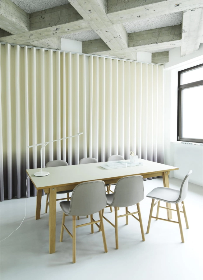 2022_Form_Chair_Oak_Zap23_Slice_Table_Flow_Table_Lamp_02.jpg