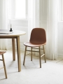 2020_Form_Chair_Full_Upholstery_Ultra_Leahter_41574_Oak_01.jpg