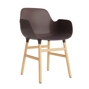 NORMANN COPENHAGEN krzesło z podłokietnikami FORM WOOD dąb naturalny / brązowe