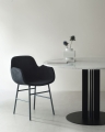 2023_Form_Armchair_Steel_Blue_Safire_0010_Blue_Scala_Table_Ø130_Marble_White.jpg