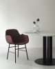 2023_Form_Armchair_Steel_Red_Safire_0013_Dark_Red_Scala_Table_Ø130_Marble_White.jpg