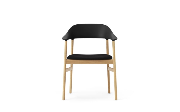 1401039_Normann_Copenhagen_Herit_Armchair_Upholstery_Oak_Synergy_Black_02.jpg