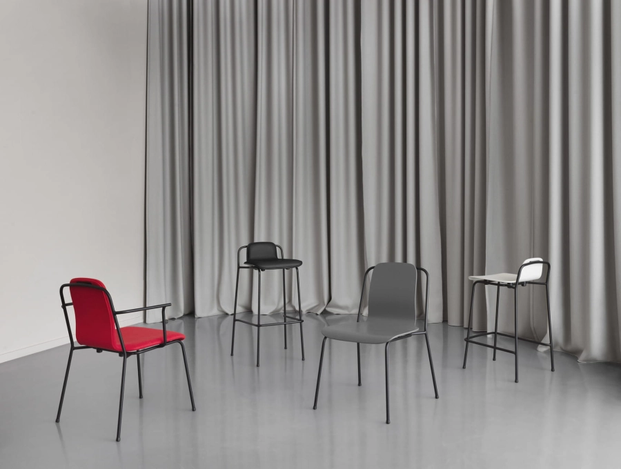 2020_Normann_Copenhagen_Studio_Armchair_Synergy_LDS80_Studio_Barstool_75_cm_Ultra_41575.jpg