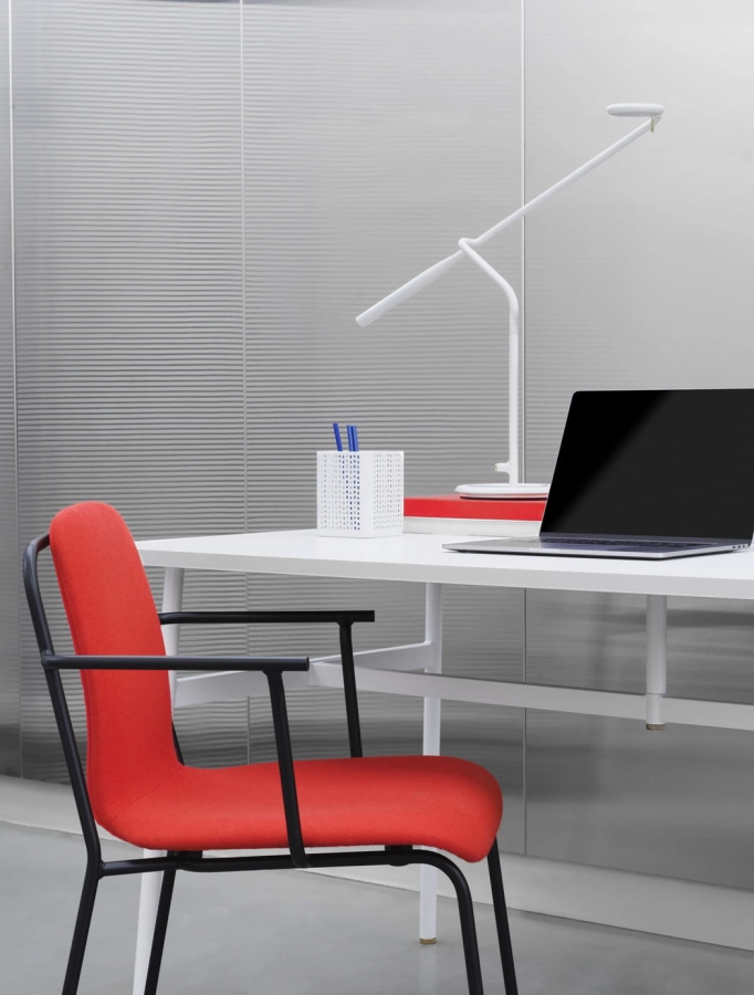 2020_Normann_Copenhagen_Studio_Armchair_Synergy_LDS80_Union_Table_Flow_Table_Lamp_02.jpg
