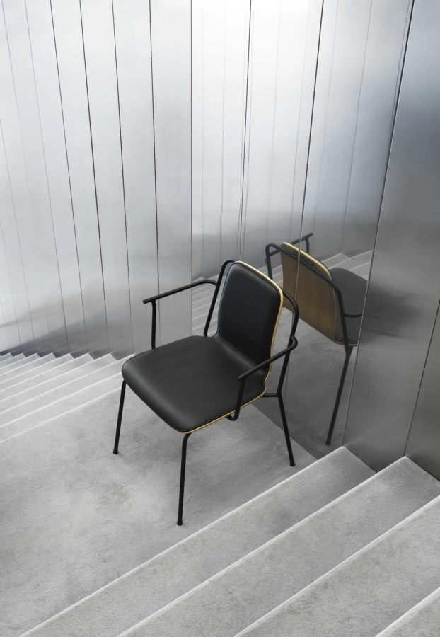 2020_Normann_Copenhagen_Studio_Armchair_Ultra_41599.jpg