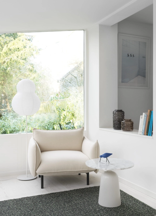 2022_Ark_Armchair_Black_Steel_Divina_MD_203_Puff_Floor_Lamp_Bubble_White_Turn_Table_Marble_White.jpg