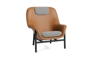 NORMANN COPENHAGEN fotel wysoki z podgłówkiem DRAPE czarny dąb