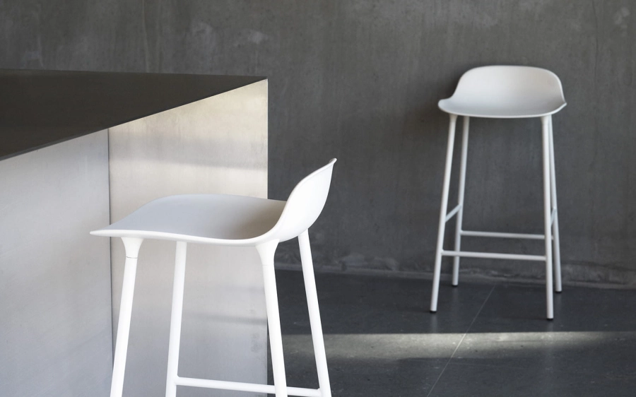 2024_Form_Barstool_65cm_Steel_White_01.jpg