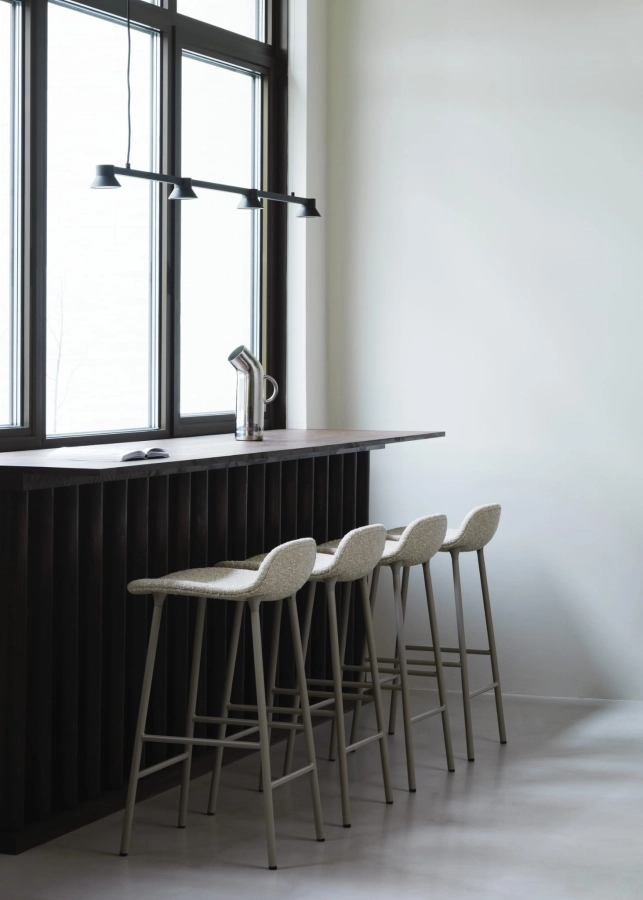 2023_Form_Barstool_65cm_Steel_Warm_Grey_Zero_0001_Hat_Lamp_Linear_Large_Black.jpg