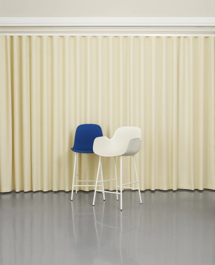 2020_Form_Chair_Group_04.jpg