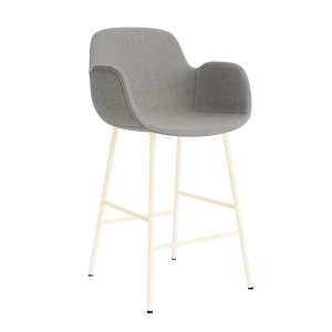 NORMANN COPENHAGEN krzesło barowe z podłokietnikami tapicerowane FORM STEEL H65 cm kremowe