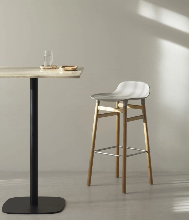 2023_Form_Barstool_75cm_Oak_Warm_Grey_Form_Café_Table_H104,5.jpg