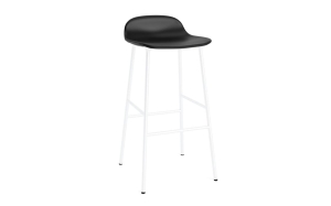 NORMANN COPENHAGEN krzesło barowe tapicerowane FORM STEEL 75cm białe / różne kolory