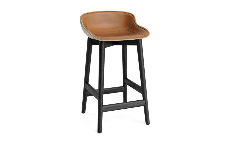 709357_Hyg_Barstool_65_cm_Front_Upholstery_Sand_&_Black_Oak_Ultra_41574_01.jpg