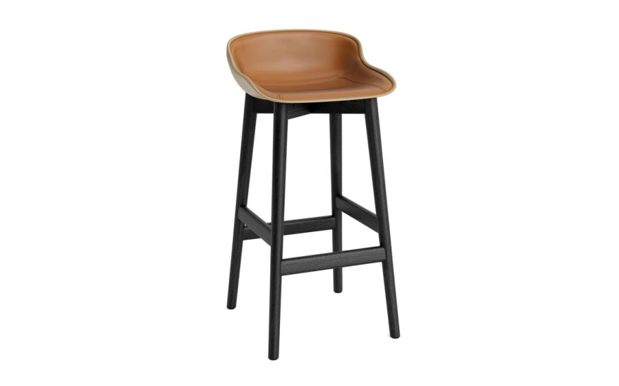 709577_Hyg_Barstool_75_cm_Front_Upholstery_Sand_&_Black_Oak_Ultra_41574_01.jpg