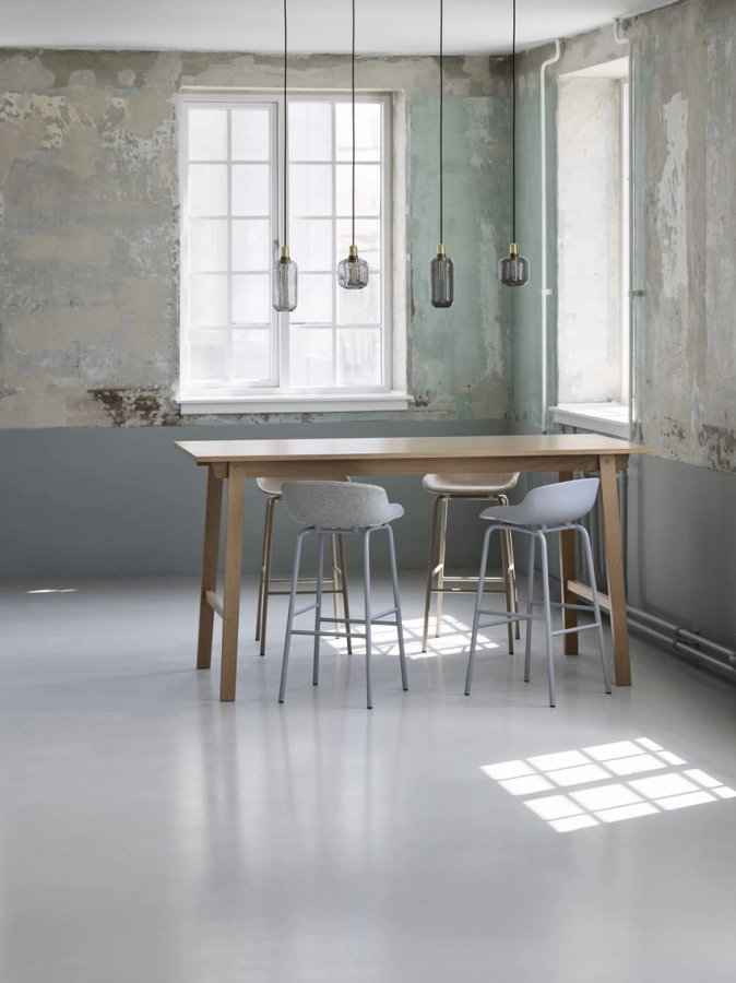 60387_Normann_Copenhagen_Hyg_Barstool_75_cm_Sand_Front_Upholstery_Synergy_LDS32_Hyg_Barstool_75_cm_Full_Upholstery_Synergy_LDS08_Slice_Bar_Table_Amp_Lamp.jpg