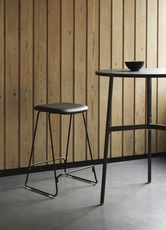 2020_Just_Barstool_65cm_Full_Uph_Black_Steel_Ultra_41599_01.jpg