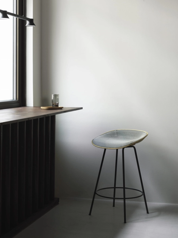 2023_Mat_Barstool_65_cm_Front_Upholstery_Hemp_Steel_Black_Steelcut_Trio_0916_Green.jpg