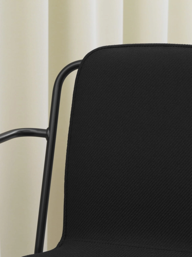 2020_Studio_Bar_Armchair_Front_Uph_Black_Steel_Oceanic_OOC01_02.jpg