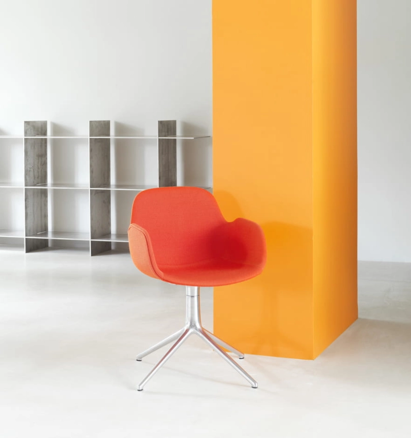 2022_Form_Armchair_Swivel_4L_Full_Uph_Alu_Vidar_4_0542.jpg