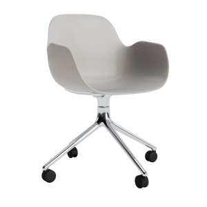 NORMANN COPENHAGEN krzesło z podłokietnikami obrotowe na kółkach FORM SWIVEL 4W aluminium / ciepłoszary