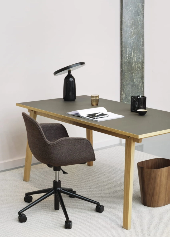 2020_Normann_Copenhagen_Form_Armchair_Swivel_LDS34_Black_Slice_Table_01.jpg