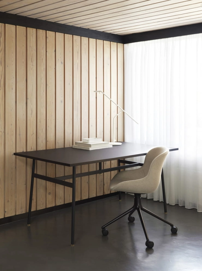 2021_Hyg_Chair_4W_Full_Uph_MLF20_Black_Alu_Union_Table_Black_04.jpg