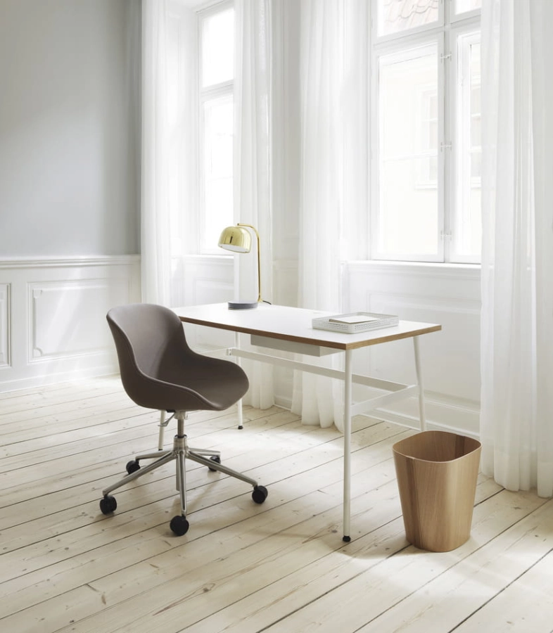 2020_Hyg_Chair_Swivel_5W_Gaslift_Aquarius_JA125_Journal_Desk_01.jpg
