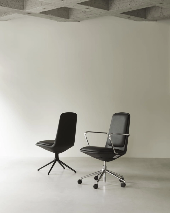 2022_Off_Chair_Low_4L_Black_Alu_With_Cushion_Ultra_41599_Off_Armchair_Low_5W_Gaslift_Alu_With_Cushion_Ultra_41599_01.jpg