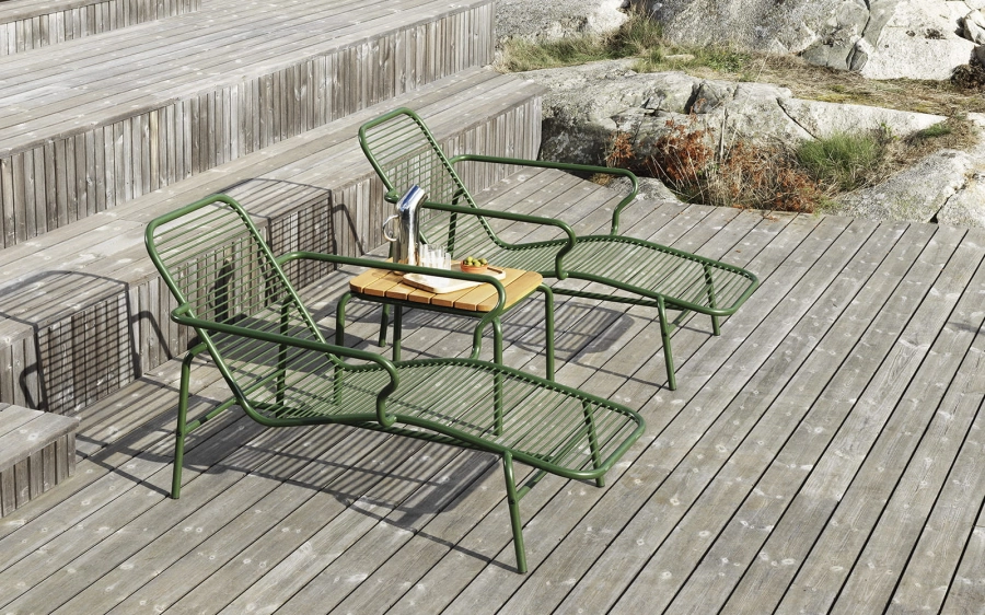 2023_Vig_Chaise_Longue_Dark_Green_Vig_Table_55x45cm_Wood_Dark_Green.jpg