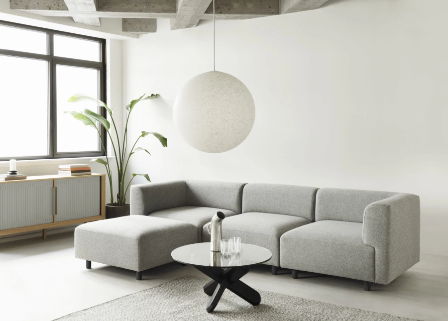 2023_Redo_Modular_Sofa_110_150_700_Hallingdal_0130_Black Oak_Legs_Pix_Pendant_Ø60_Ding_Table_Black.jpg