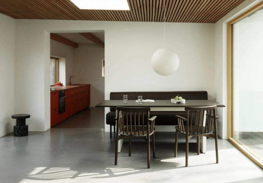 2024_Panel_Table_200x90cm_CreamDark_Brown_Pix_Lamp_Ø30_Pind_Armchair_Brown_Stained_Ash.jpg