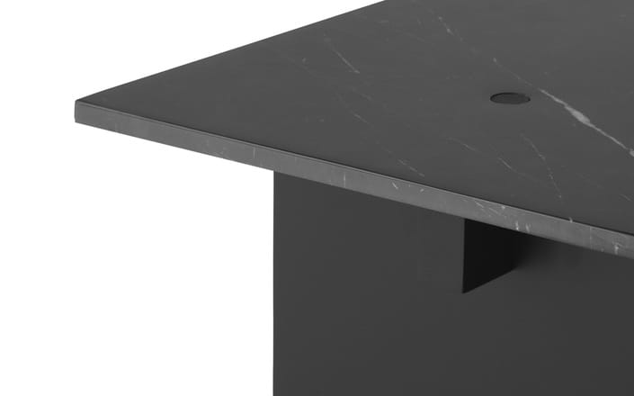 607820_Solid_Table_Black_04.jpg
