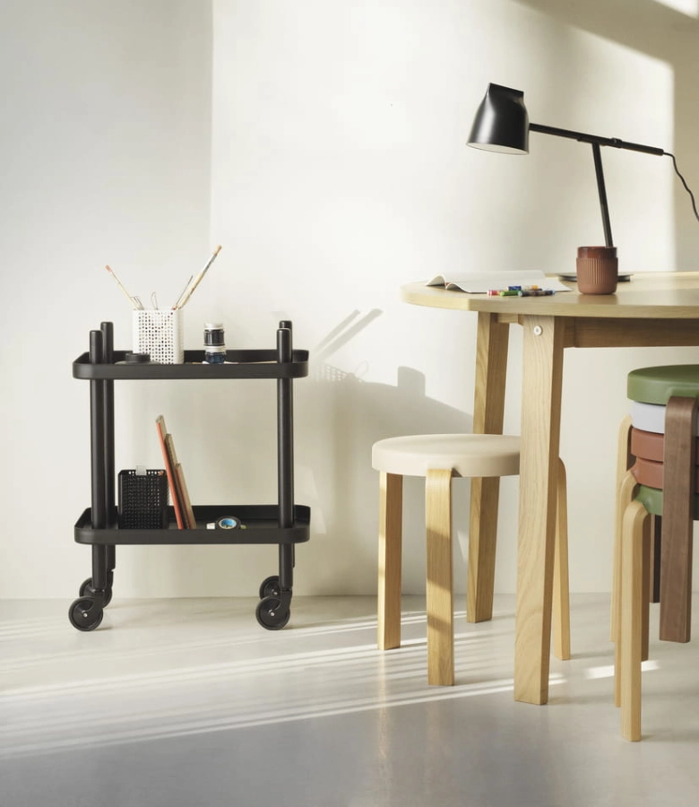 2023_Block_Table_Black_Black_Momento_Table_Lamp_EU_Black_Tap_Stool_Oak_Sand.jpg