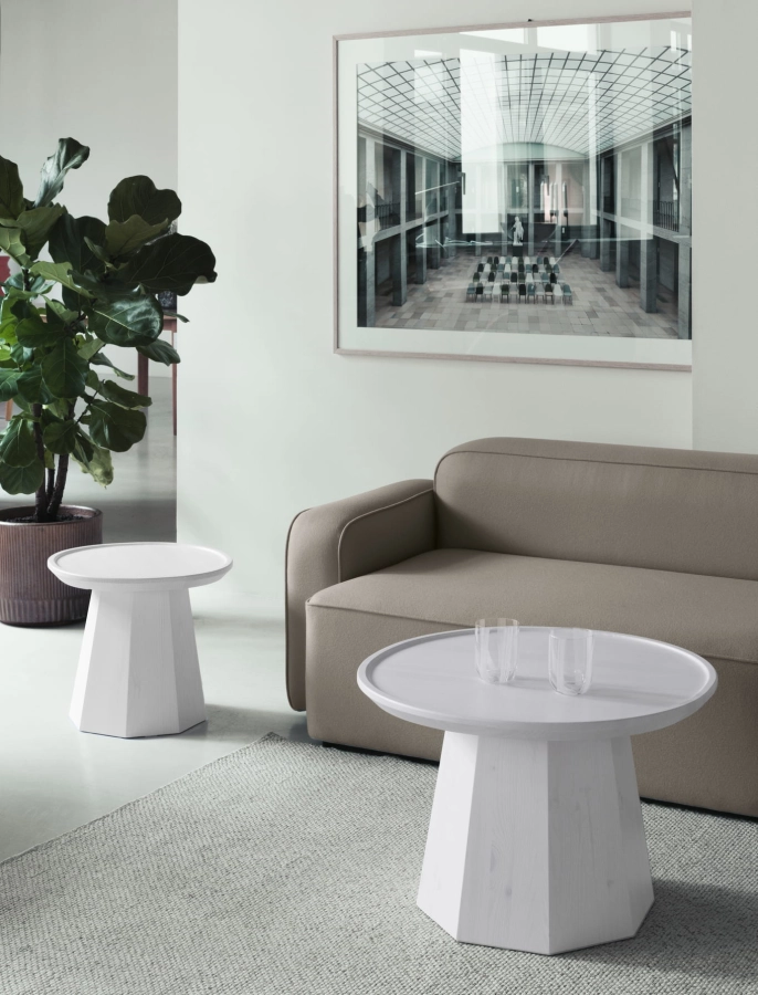 2022_Pine_Table_ Small_Large _Rose_02.jpg
