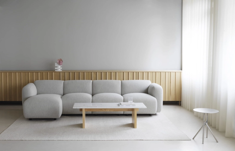 2023_Swell_Modular_Sofa_Hallingdal_65_0110_Solid_Table_Polli_Rug_Sand.jpg