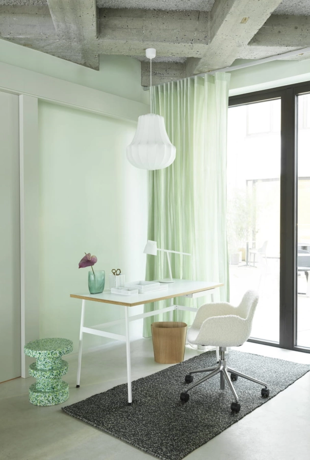 2022_Journal_Desk_White_Momento_Table_Lamp_White_Form_Armchair_Swivel_01.jpg