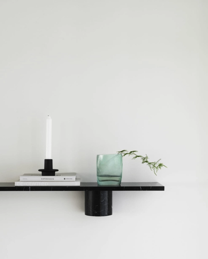 2024_Sten_Shelf_120cm_Black_Marble_Heima_Candlstick_Black_Tide_Vase_H12cm.jpg