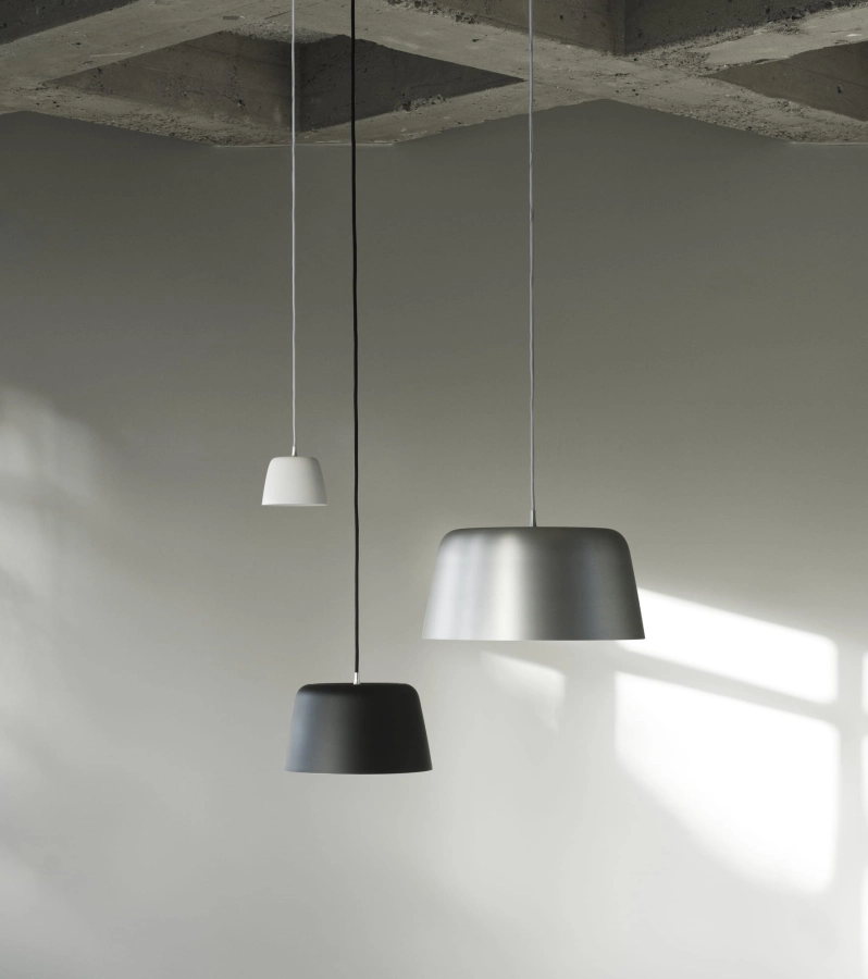 2022_Tub_Lamp_Group_01.jpg