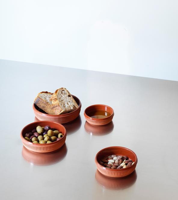 2024_Junto_Dish_Ø9,5cm_Ø12cm_Ø14cm_Ø15,5cm.jpg