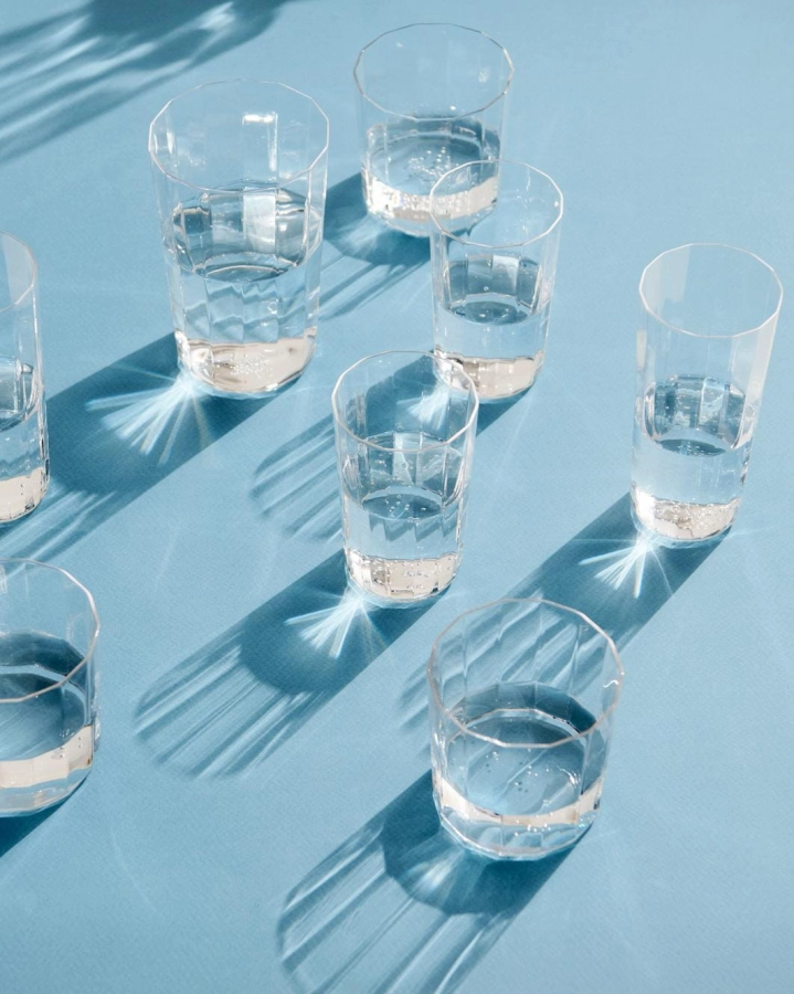 Angle Glass 01.jpg